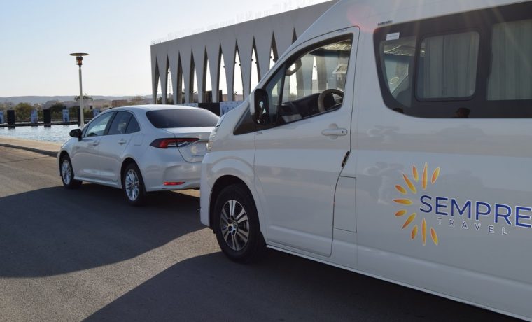 El Gouna nach Luxor mit dem Minibus 2024