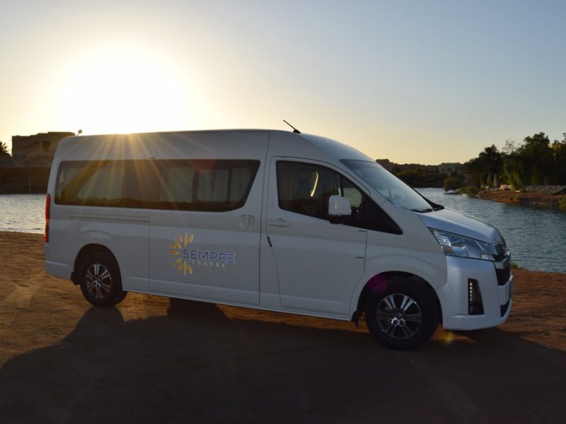 Flughafen Hurghada zu allen Hotels in Hurghada mit dem Minibus 2023